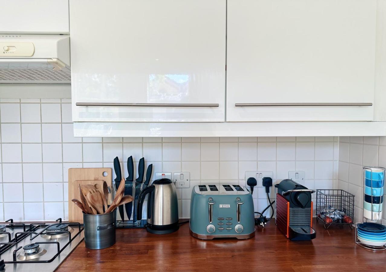 Portobello Dock Canalside Apartment Londres Extérieur photo