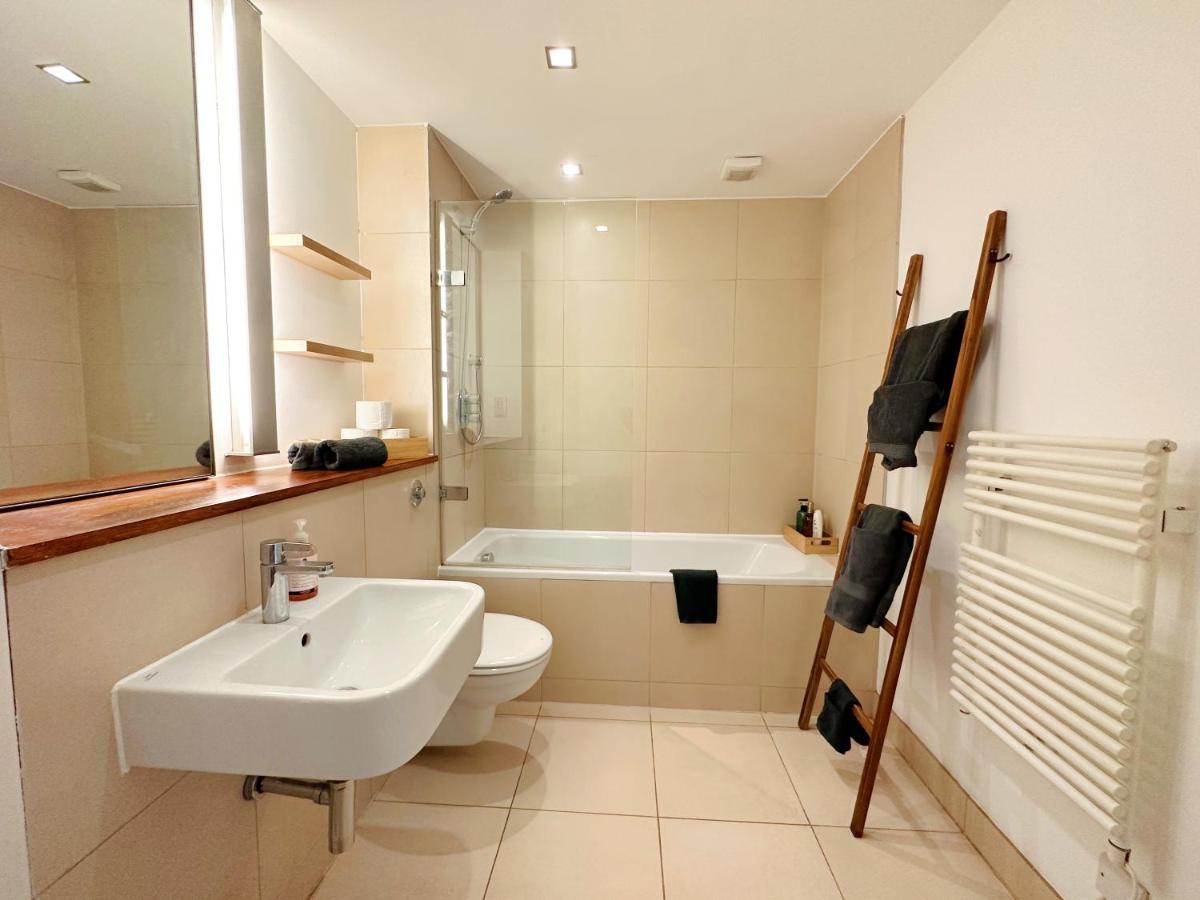 Portobello Dock Canalside Apartment Londres Extérieur photo